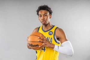 一签一裁！灰熊签下后卫内特-辛顿！裁掉小查尔斯-布朗！