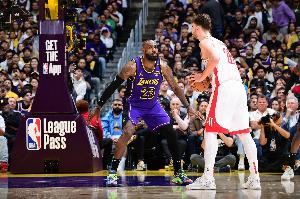 不善于打揭幕战！近10年揭幕战湖人2胜8负 火箭1胜9负